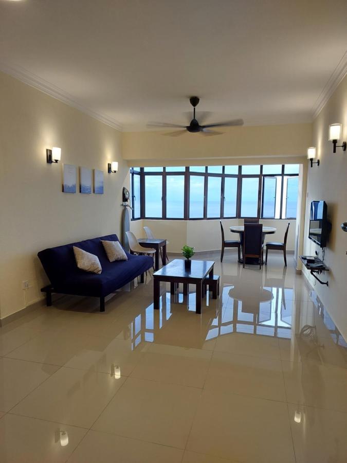 Batu Ferringhi Luxury Seaview Suite - 3Br Exterior photo